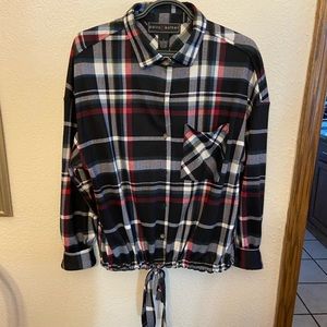 Plaid button down long sleeve top